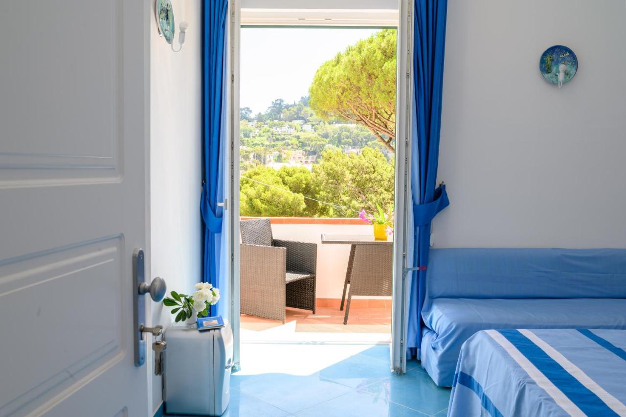 Parco Augusto Bed & Breakfast Capri Luaran gambar